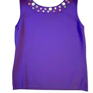 Joseph A. Qu'est-ce que c'est silk? purple top with multicolored buttons.